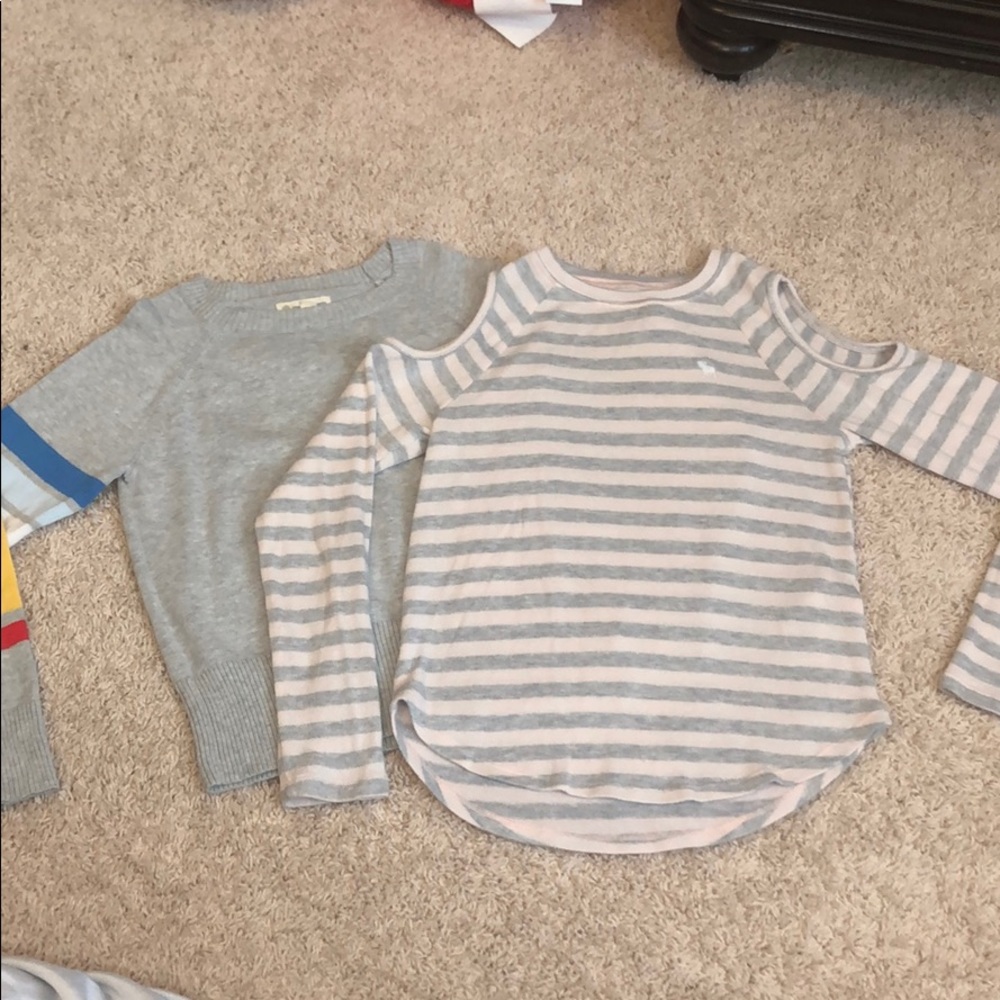 2 sweaters (brands: Abercrombie and Tucker Tate)